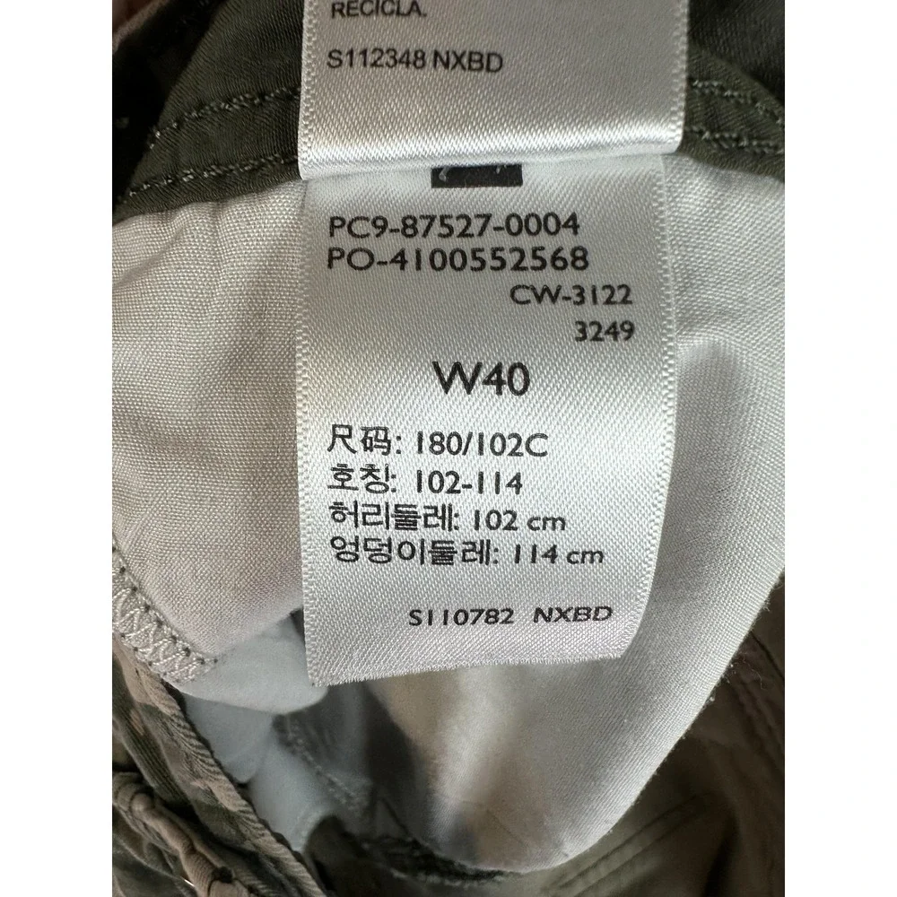 Signature by Levi Strauss Shorts Mens W40 Green Camouflage Cargo Classic Cotton